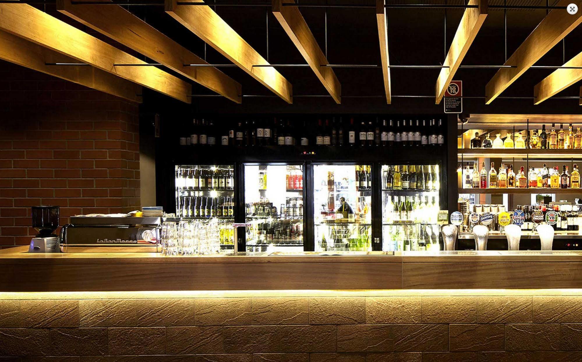 波拉尔 帝国宾馆酒店 外观 照片